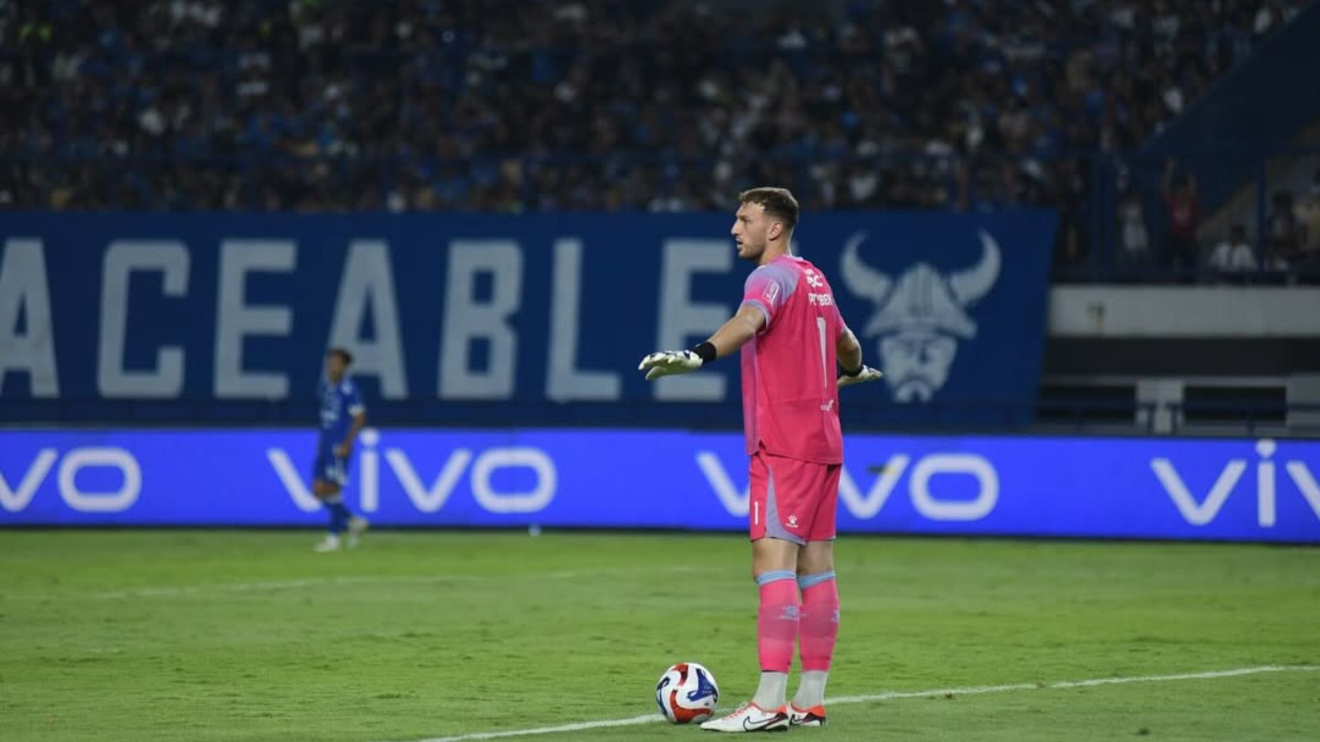 Deretan Kiper Asing yang Pernah Singgah di Persib, Akankah Ada yang Baru?
